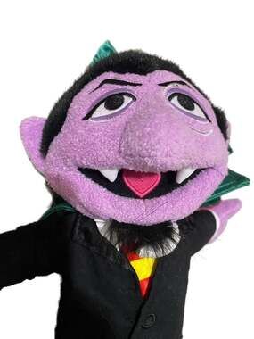 Sesame Place Count von Count Plush 12.5" Vampire Sesame Street